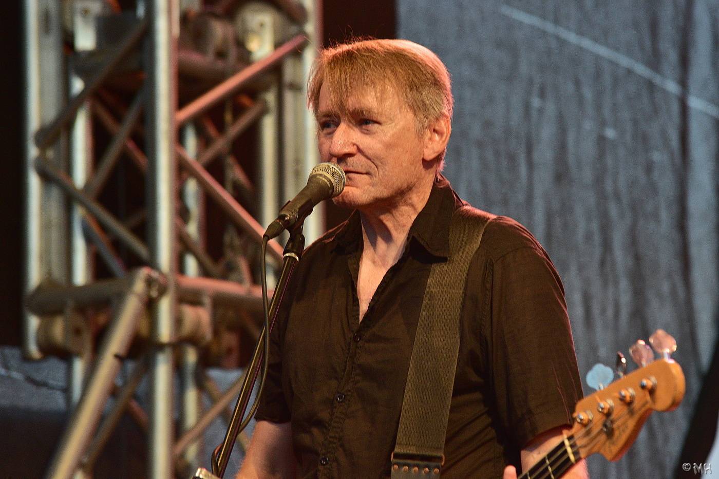 Začal plzeňský Raven Fest. Ve čtvrtek zahráli Poitín a Znouzectnost