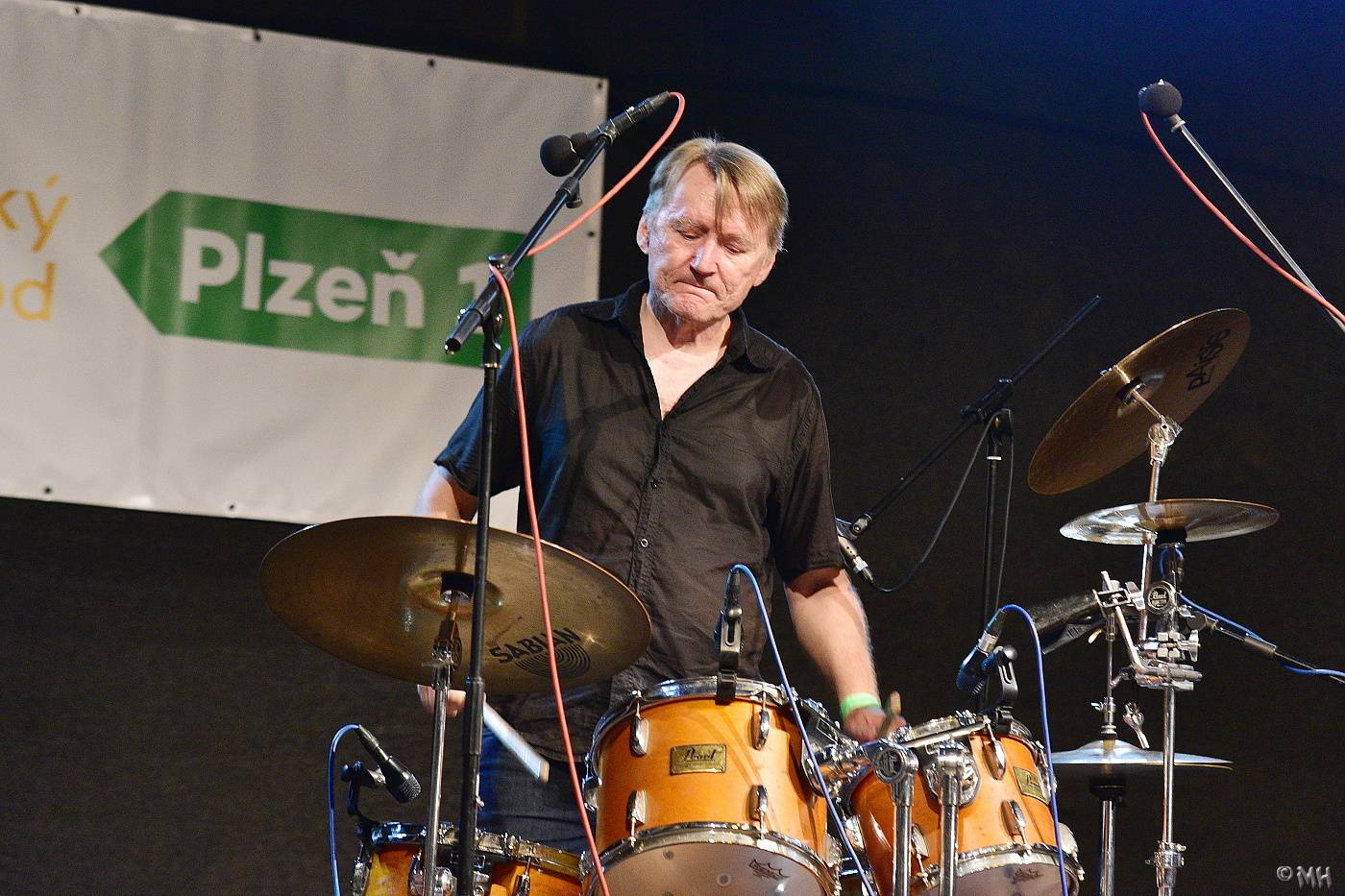 Začal plzeňský Raven Fest. Ve čtvrtek zahráli Poitín a Znouzectnost