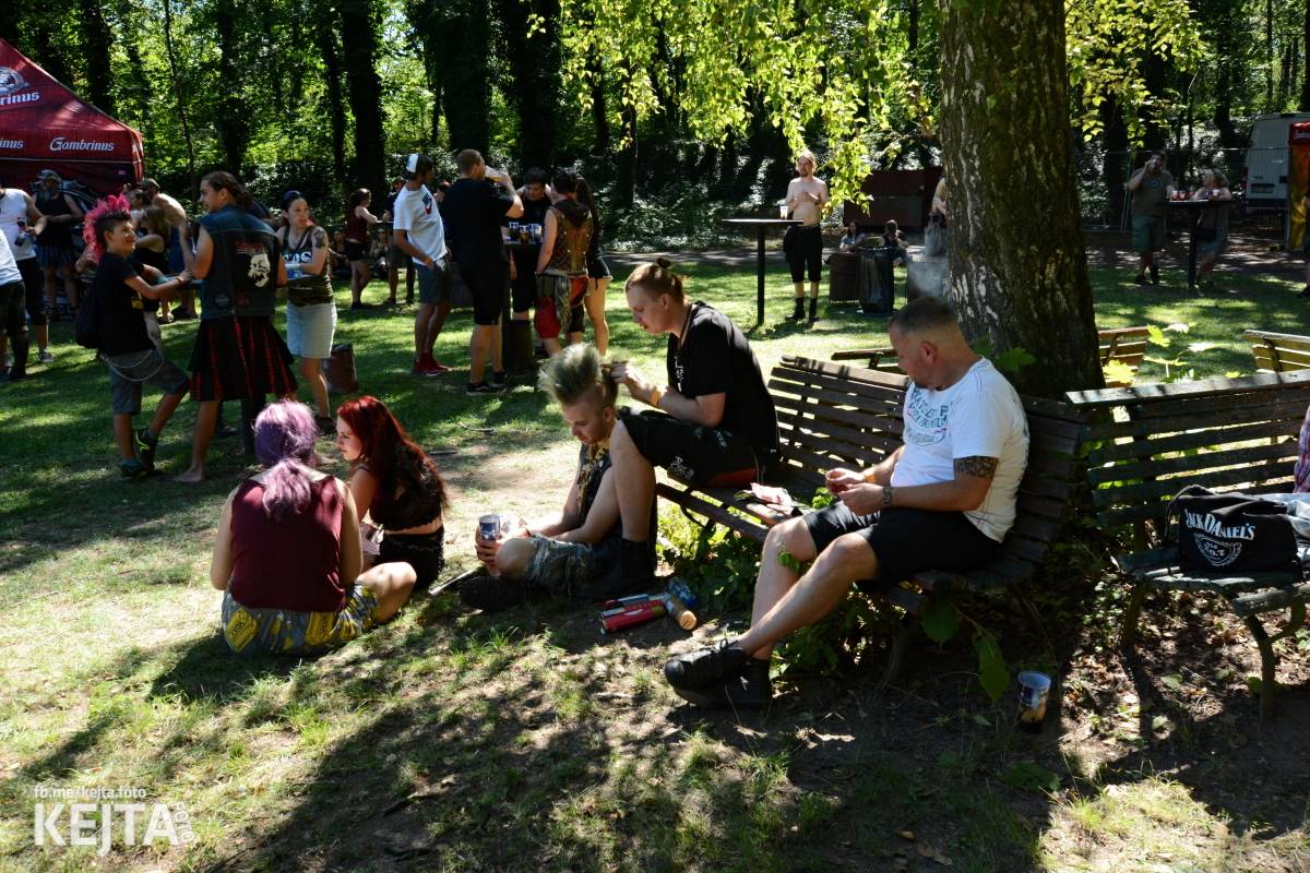 Punková sauna s kapkou reggae. Jak to vypadalo na Valníku?