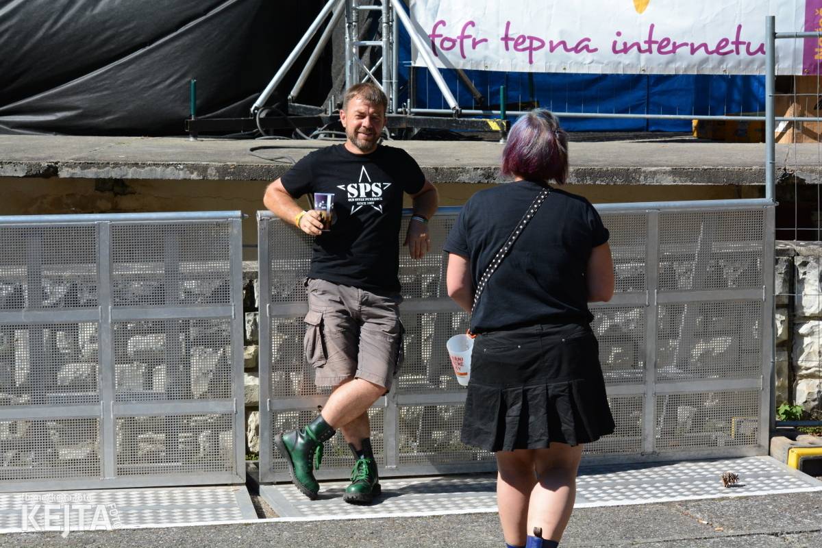 Punková sauna s kapkou reggae. Jak to vypadalo na Valníku?