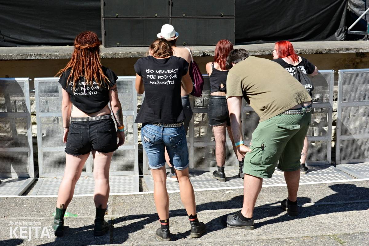 Punková sauna s kapkou reggae. Jak to vypadalo na Valníku?