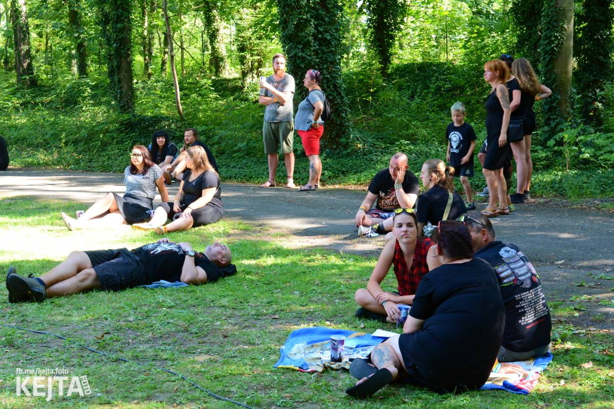 Punková sauna s kapkou reggae. Jak to vypadalo na Valníku?