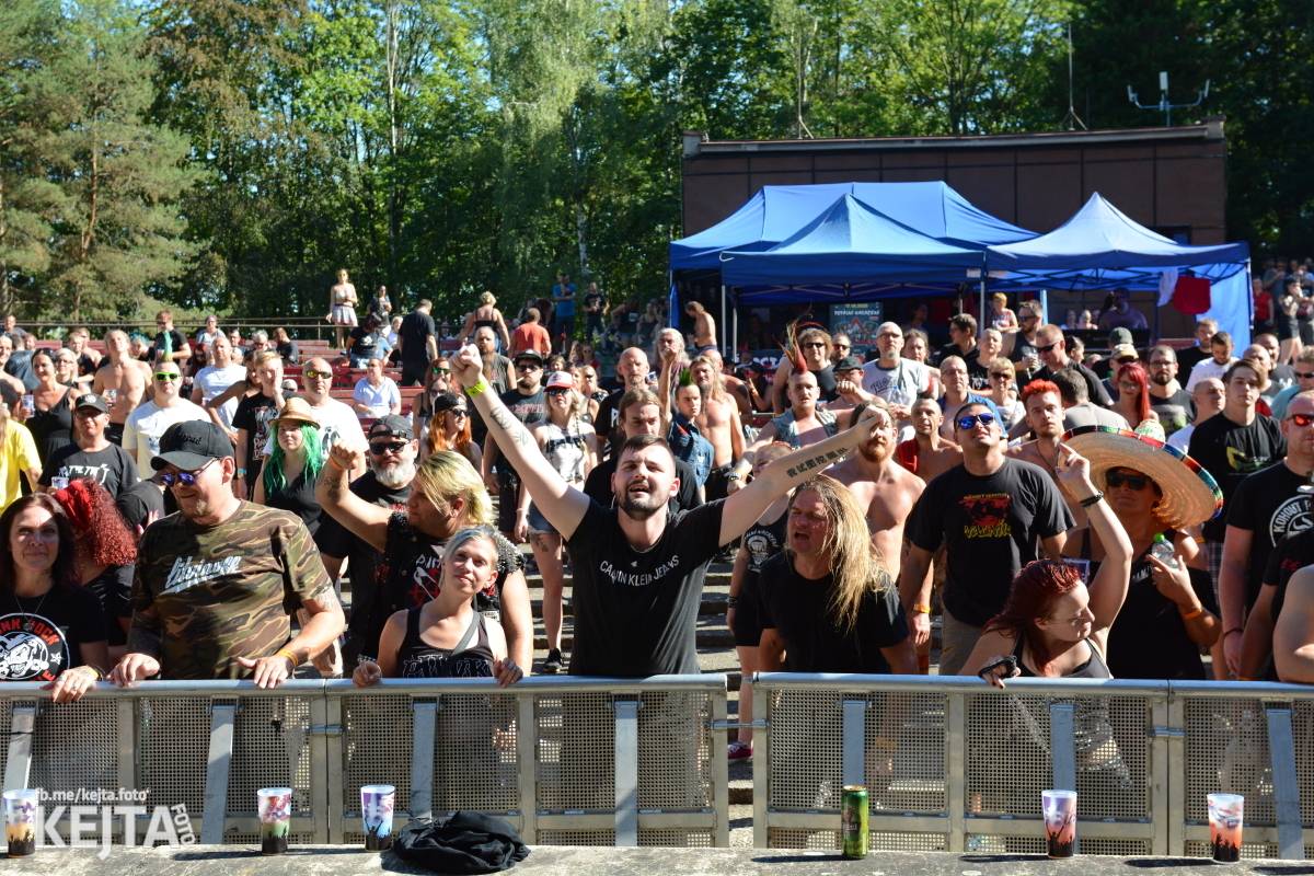 Punková sauna s kapkou reggae. Jak to vypadalo na Valníku?