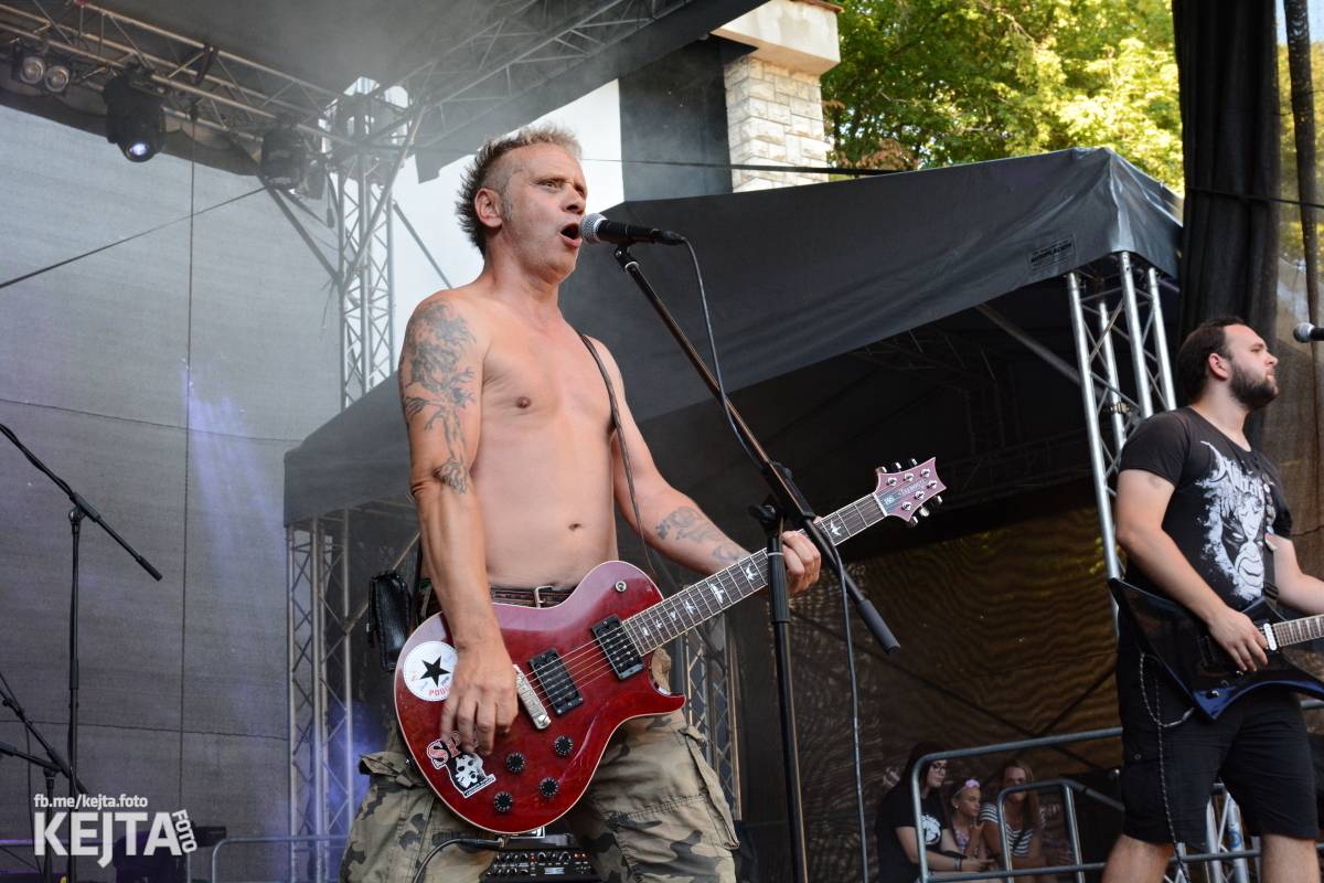 Punková sauna s kapkou reggae. Jak to vypadalo na Valníku?