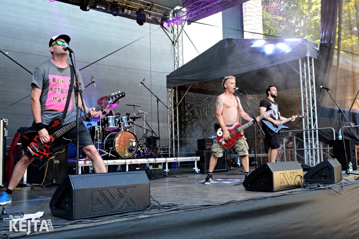 Punková sauna s kapkou reggae. Jak to vypadalo na Valníku?