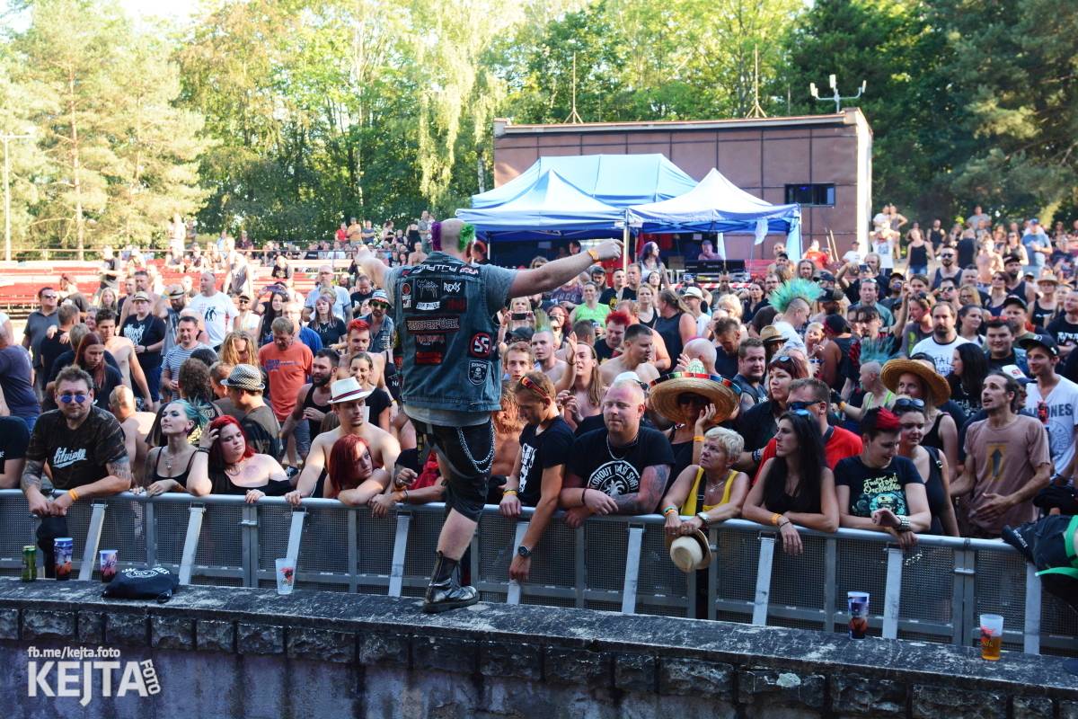 Punková sauna s kapkou reggae. Jak to vypadalo na Valníku?