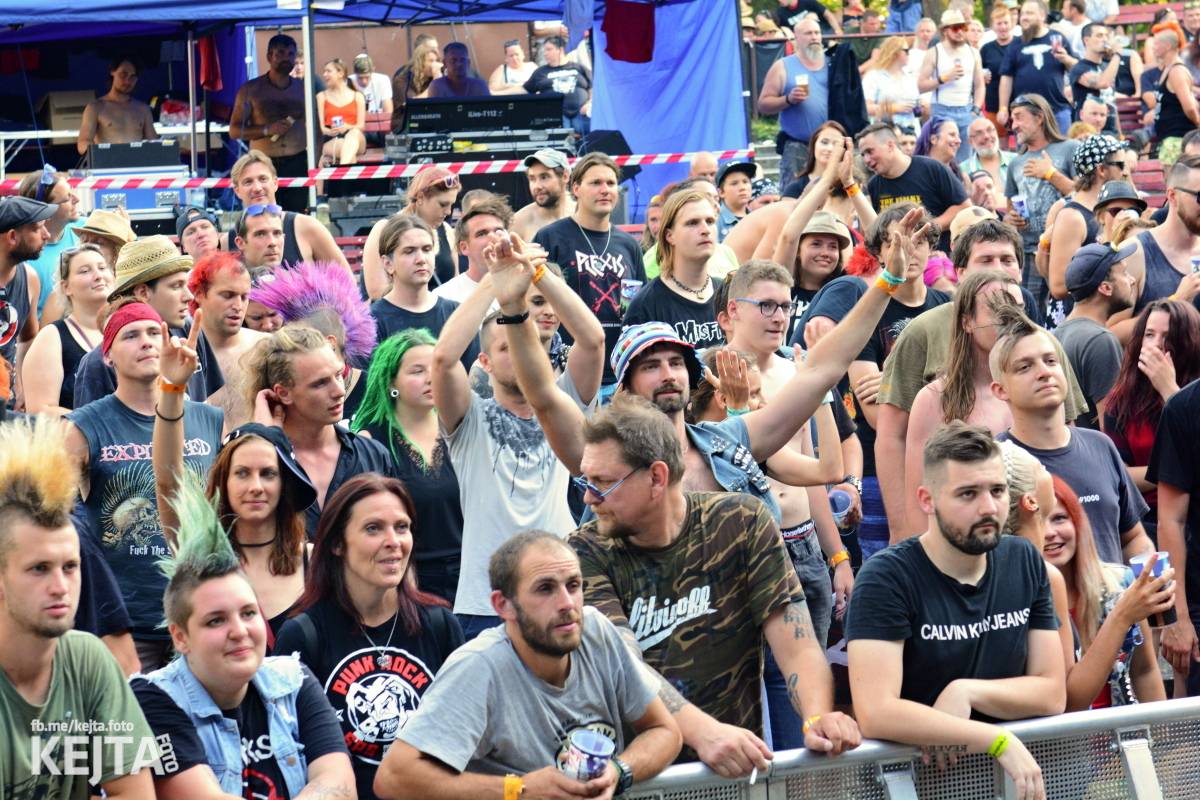 Punková sauna s kapkou reggae. Jak to vypadalo na Valníku?