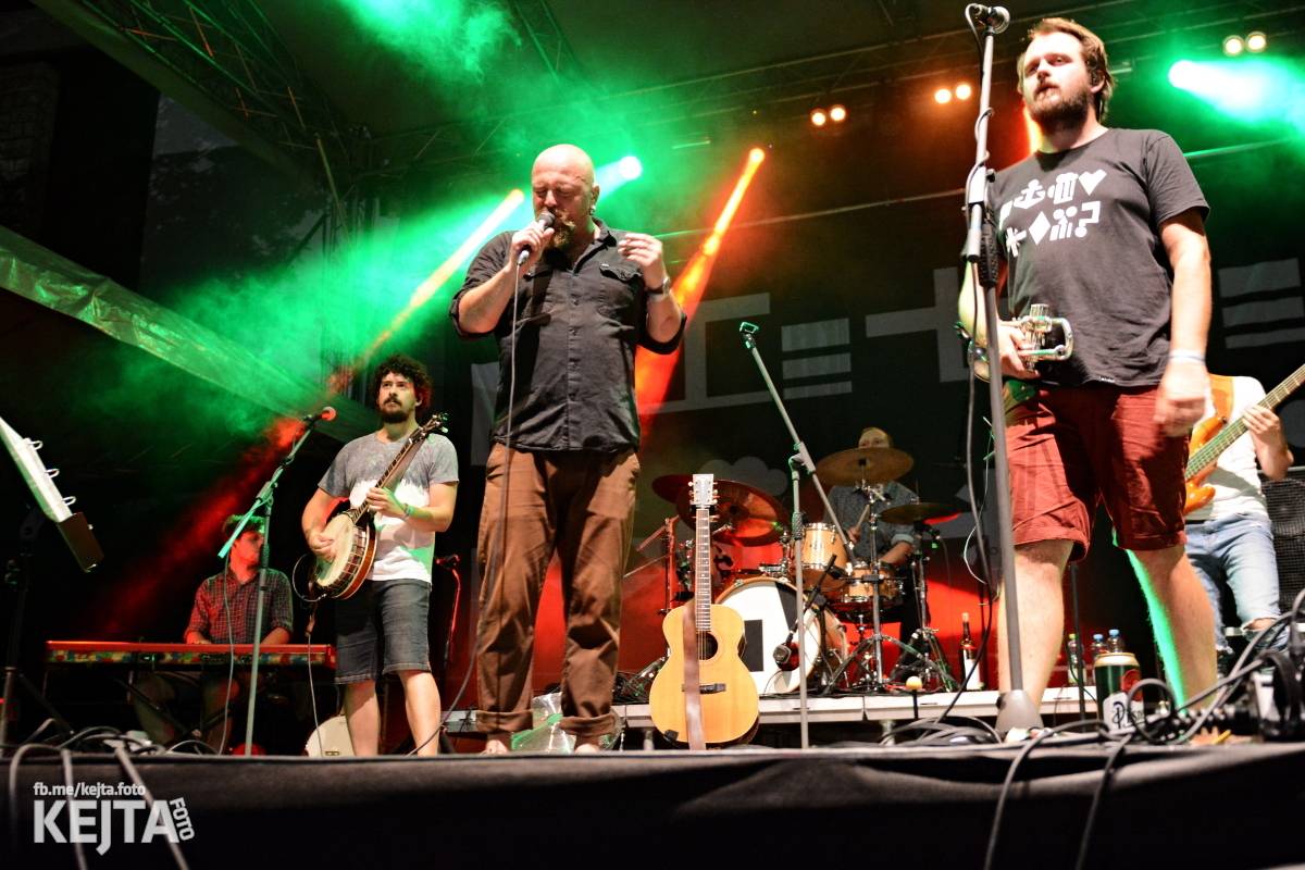 Punková sauna s kapkou reggae. Jak to vypadalo na Valníku?