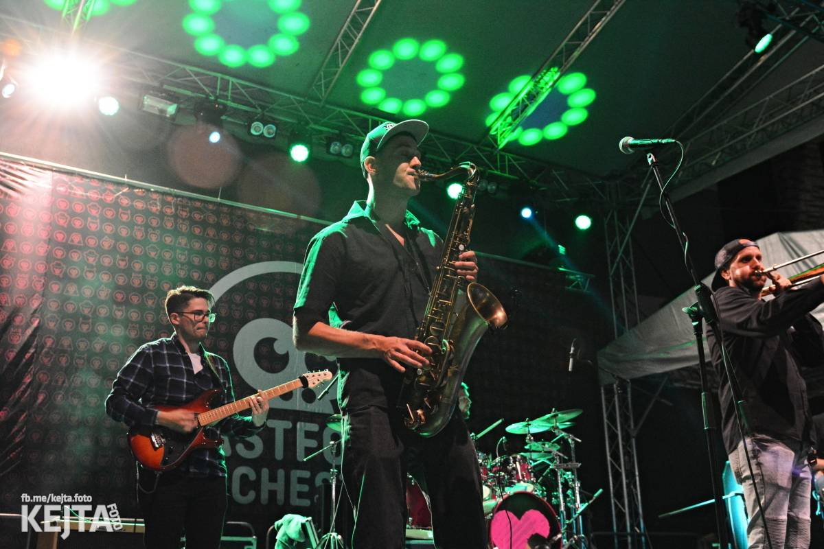 Punková sauna s kapkou reggae. Jak to vypadalo na Valníku?