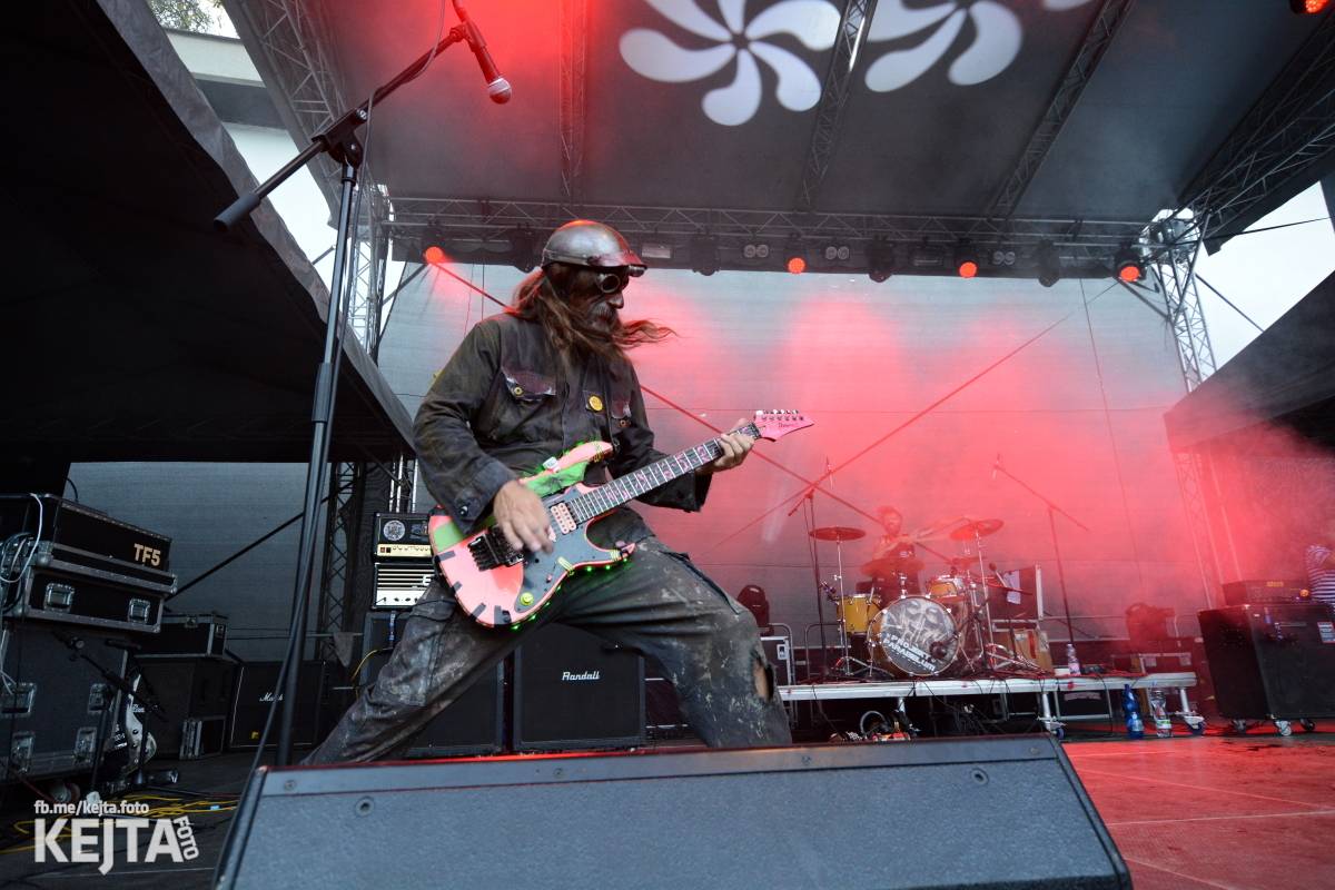 Punková sauna s kapkou reggae. Jak to vypadalo na Valníku?