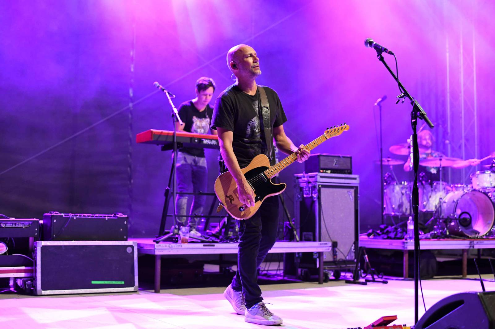 My máme rádi víno, hřmělo mikulovským amfiteátrem. Chinaski jedou napříč republikou