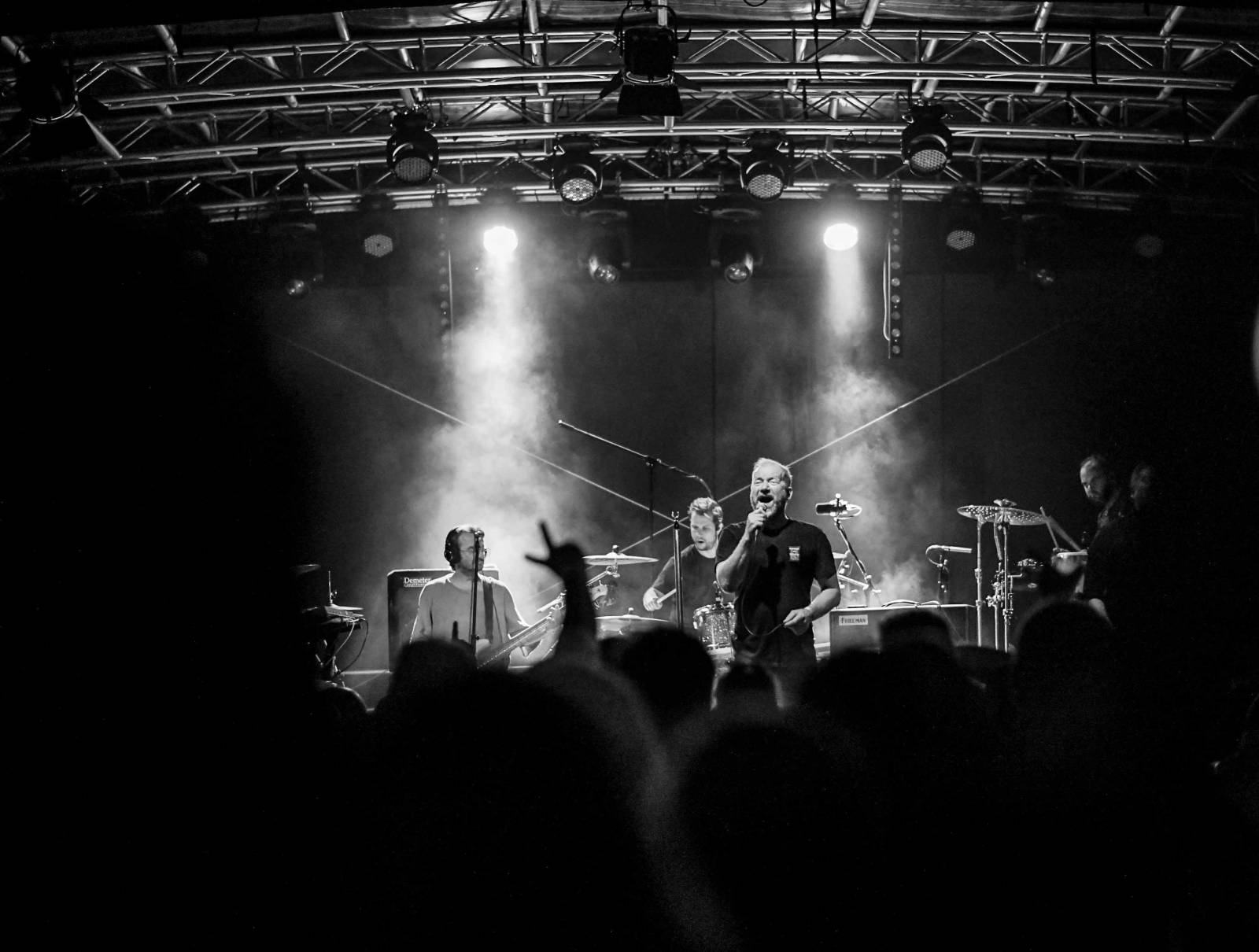 David Koller ve Valticích nedohrál. Jeho koncert zrušil déšť