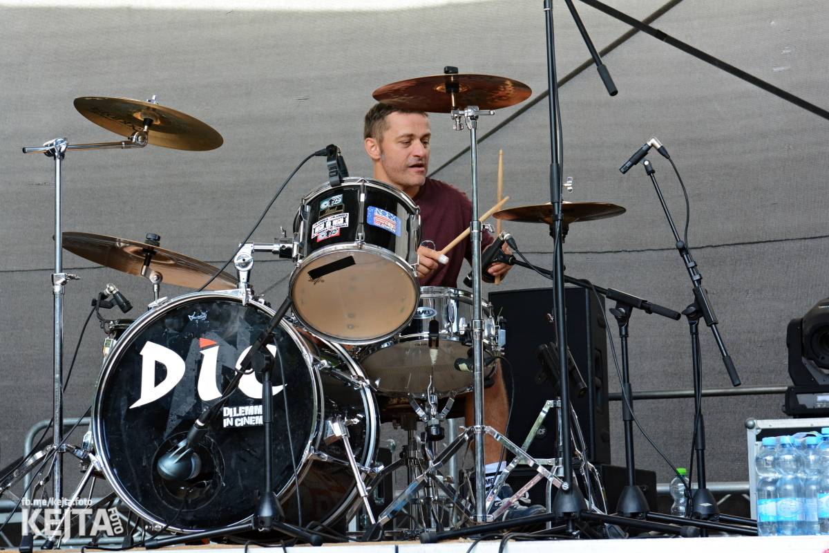 Běsnění na Valníku. Druhý den vystoupily kapely zakázanÝ ovoce, Totální nasazení nebo Znouzectnost