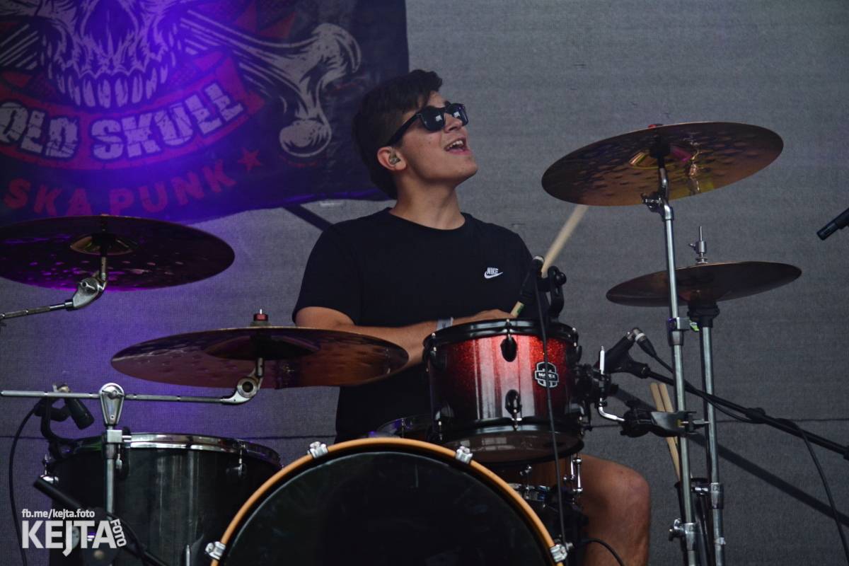 Běsnění na Valníku. Druhý den vystoupily kapely zakázanÝ ovoce, Totální nasazení nebo Znouzectnost