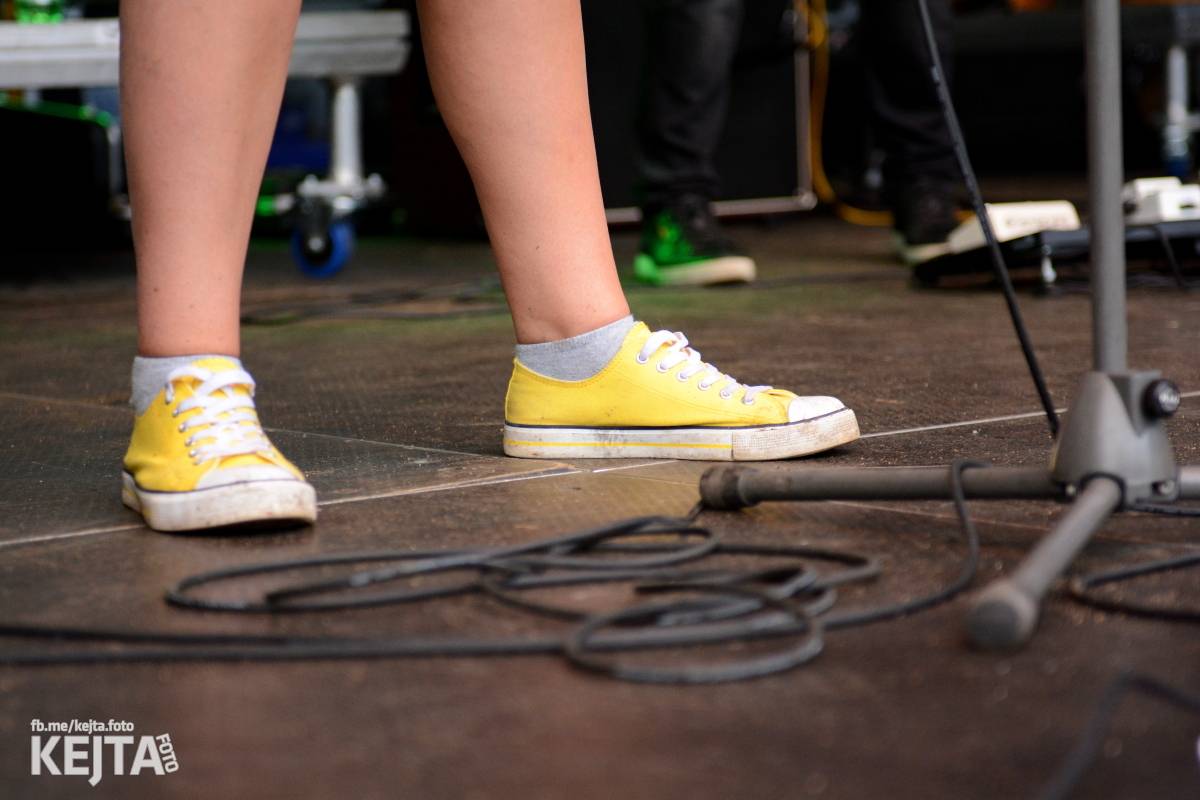 Běsnění na Valníku. Druhý den vystoupily kapely zakázanÝ ovoce, Totální nasazení nebo Znouzectnost