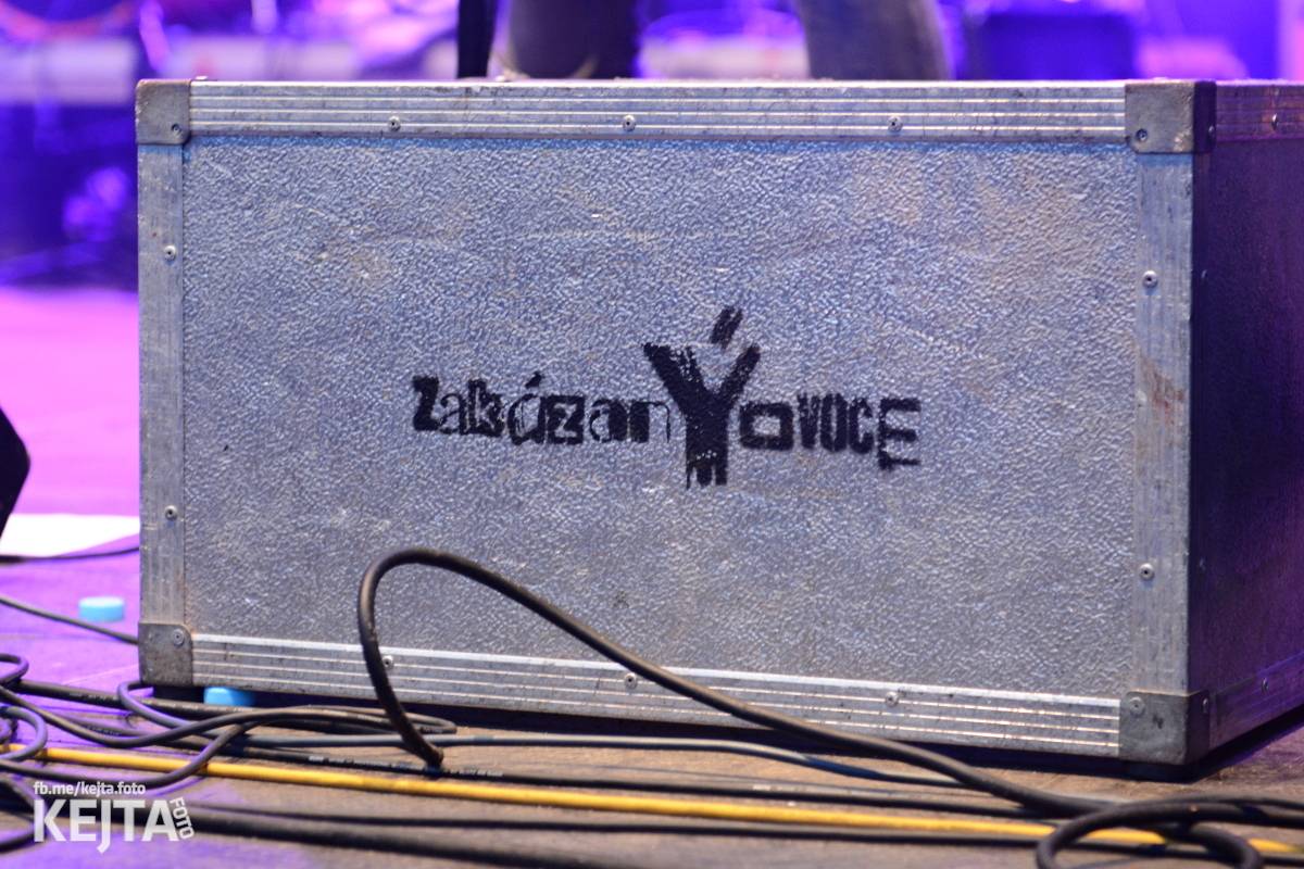 Běsnění na Valníku. Druhý den vystoupily kapely zakázanÝ ovoce, Totální nasazení nebo Znouzectnost