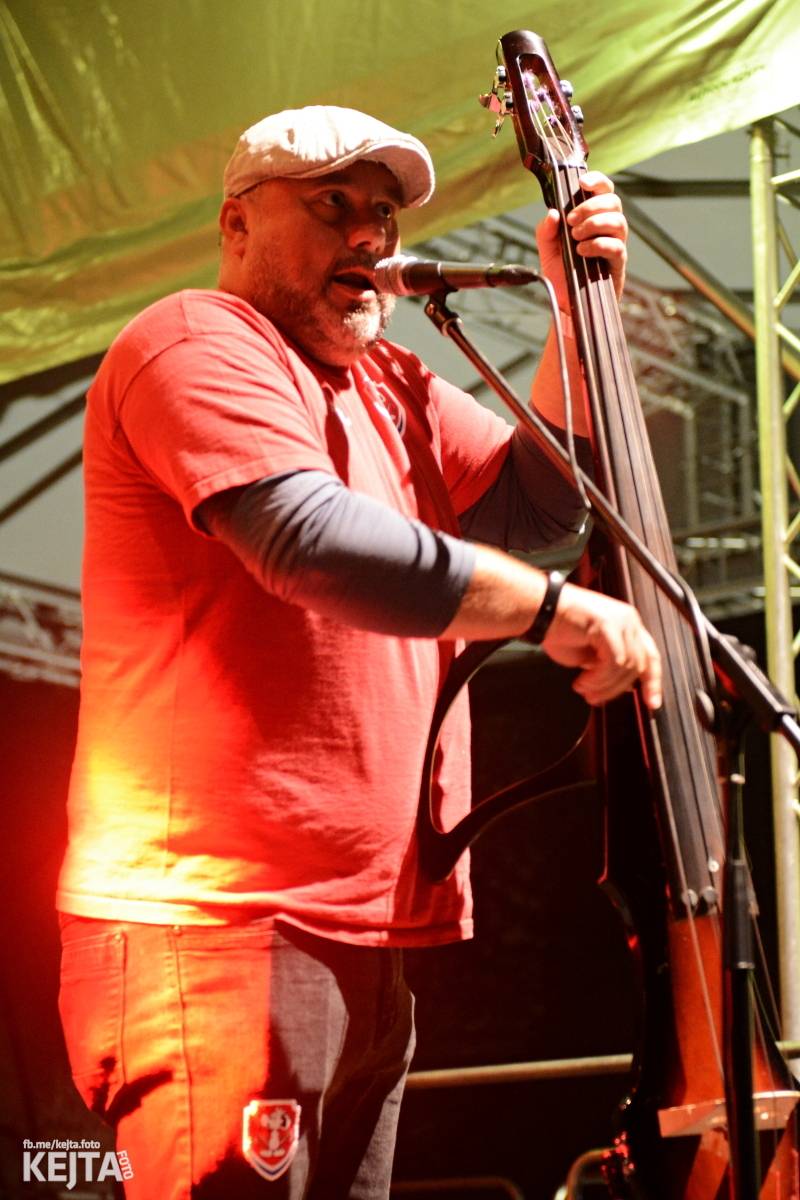 Běsnění na Valníku. Druhý den vystoupily kapely zakázanÝ ovoce, Totální nasazení nebo Znouzectnost