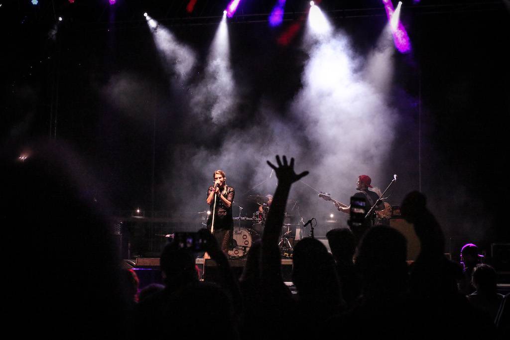 Gaia Mesiah ovládla pražské Výstaviště. Doprovodili ji The Cork Brothers a Roman Lomtadze