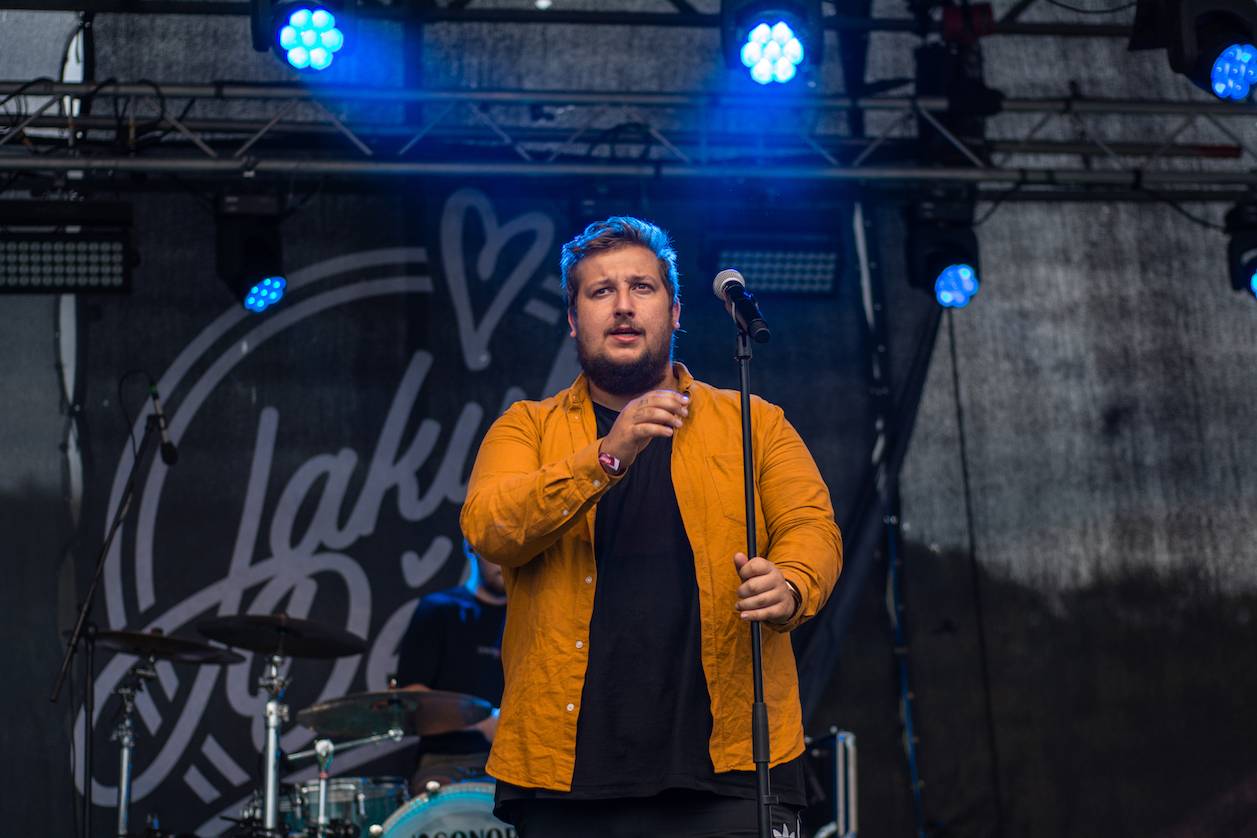 ATMO Music v Hostivaři. Přehrady Fest skončil kvůli dešti a větru dříve, na Calltu nedošlo