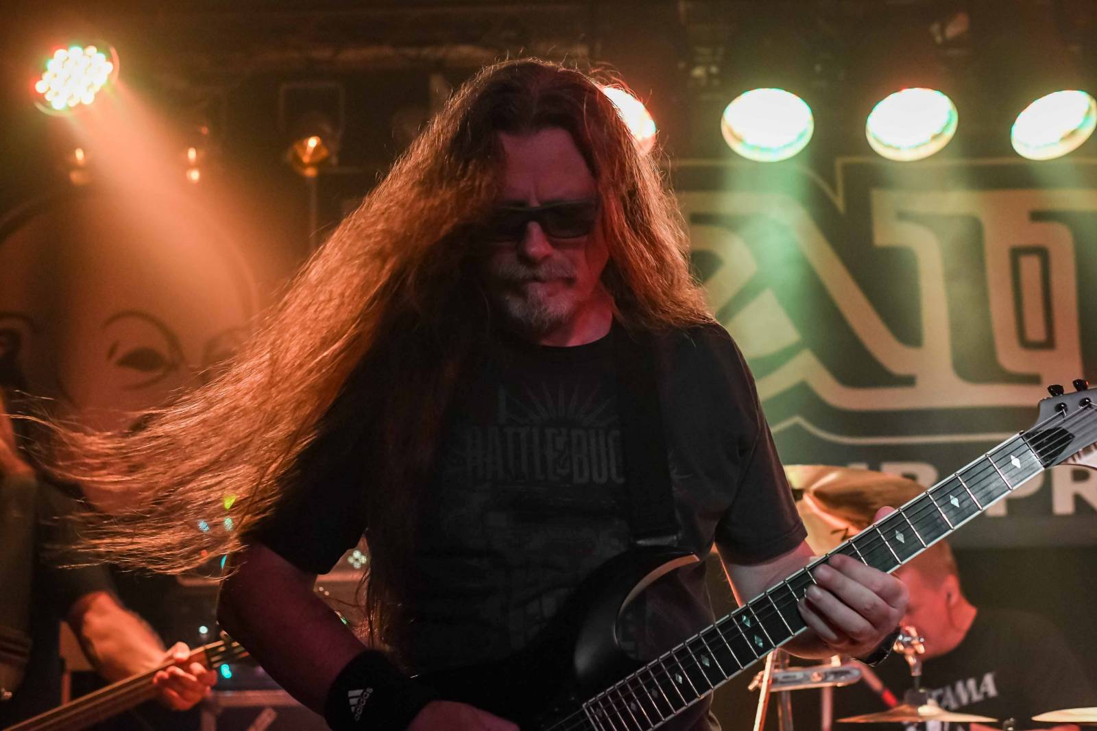 Kain je mrtev. Poslední koncert žižkovského 