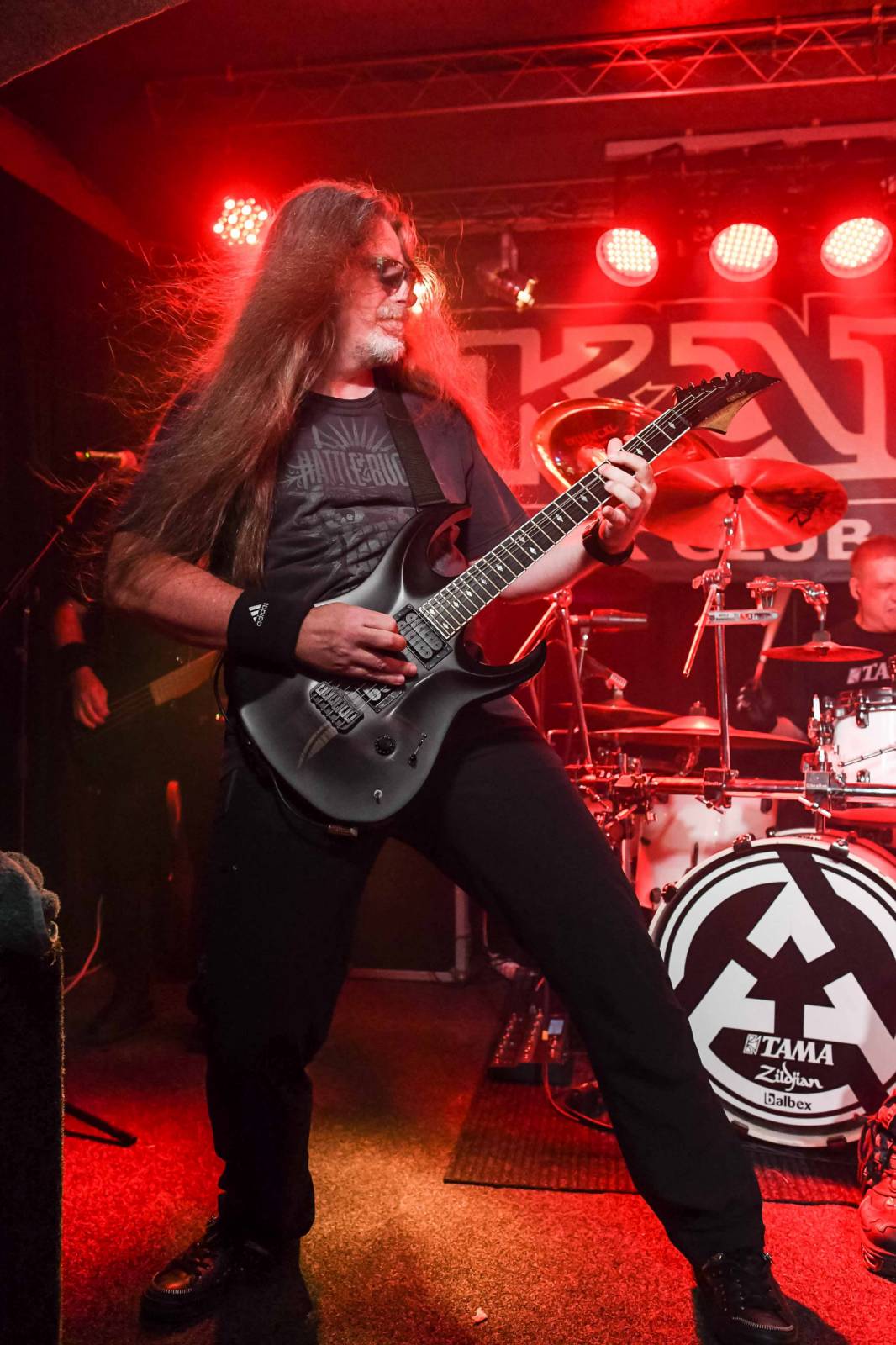 Kain je mrtev. Poslední koncert žižkovského 