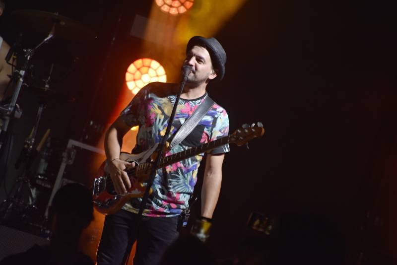 Kryštof zahrál Obchodníka s deštěm a spustil liják. Jak vypadal koncert na Výravě?