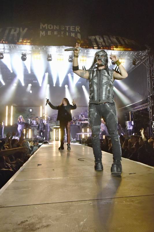 Dymytry a Traktor přivezli Monster Meeting do Výravy. Akci přerušila monstrózní bouře