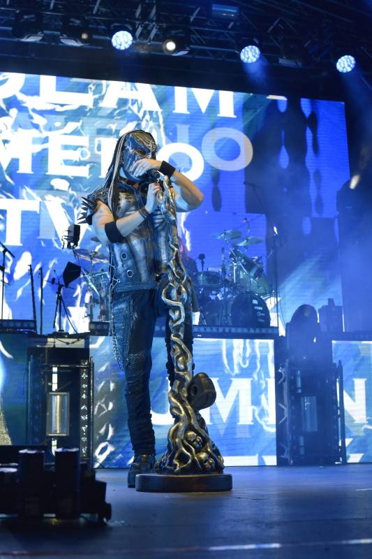 Dymytry a Traktor přivezli Monster Meeting do Výravy. Akci přerušila monstrózní bouře