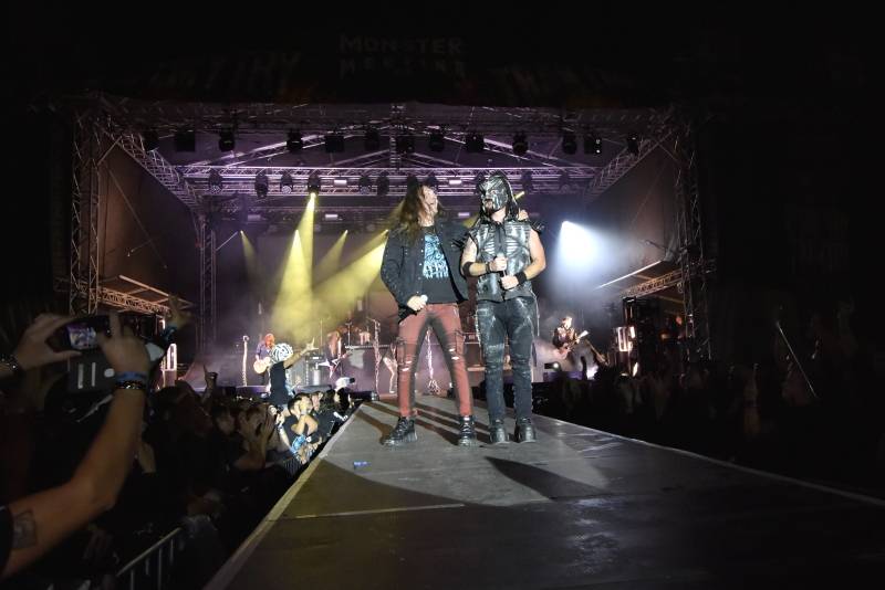 Dymytry a Traktor přivezli Monster Meeting do Výravy. Akci přerušila monstrózní bouře