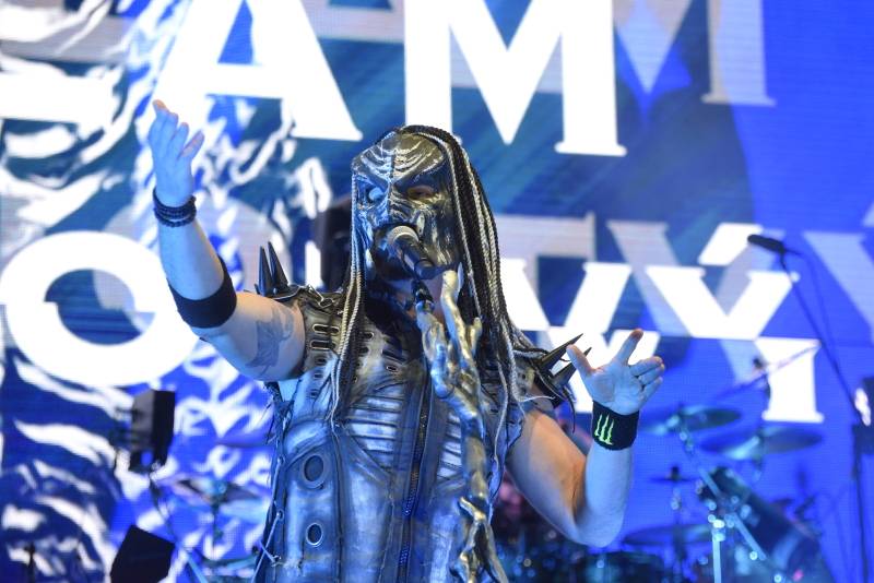 Dymytry a Traktor přivezli Monster Meeting do Výravy. Akci přerušila monstrózní bouře