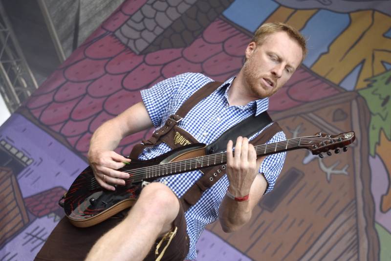 Dymytry a Traktor přivezli Monster Meeting do Výravy. Akci přerušila monstrózní bouře