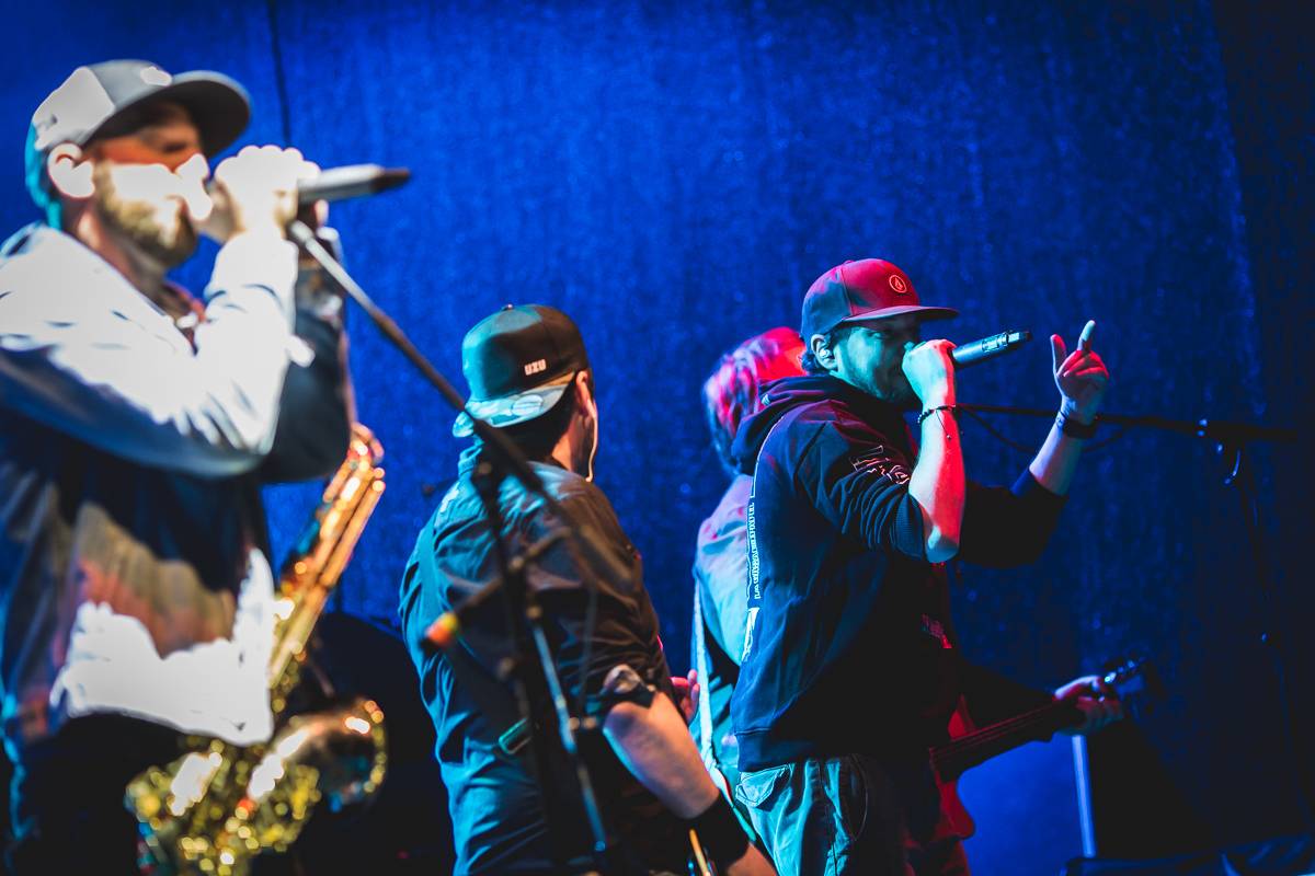 Pohoda na Osecké pohodě. V pátek zahráli Anna K., UDG a Akrobat 