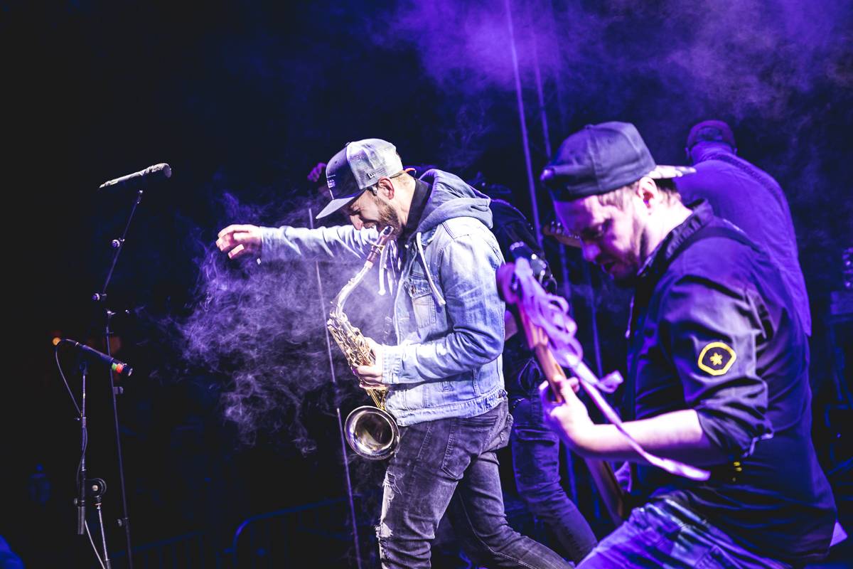 Pohoda na Osecké pohodě. V pátek zahráli Anna K., UDG a Akrobat 