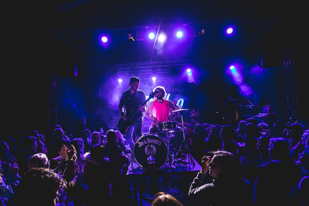 Pohoda na Osecké pohodě. V pátek zahráli Anna K., UDG a Akrobat 