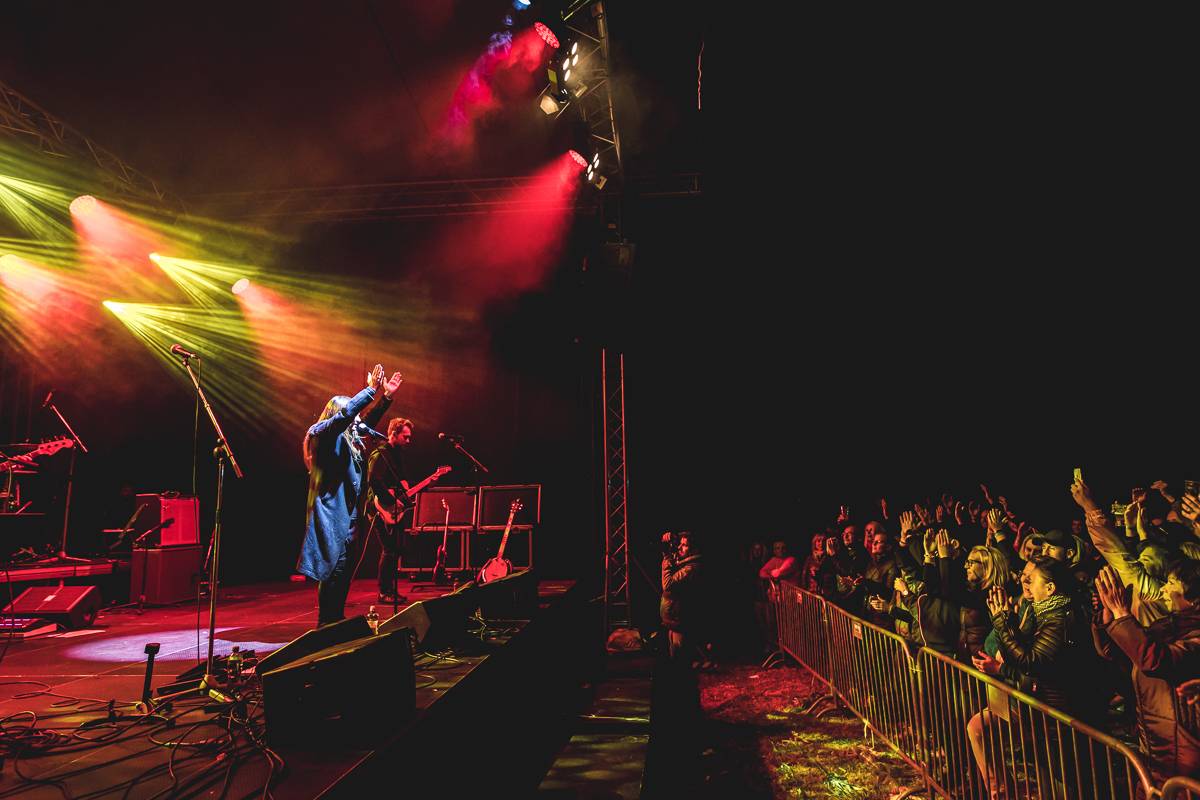 Pohoda na Osecké pohodě. V pátek zahráli Anna K., UDG a Akrobat 