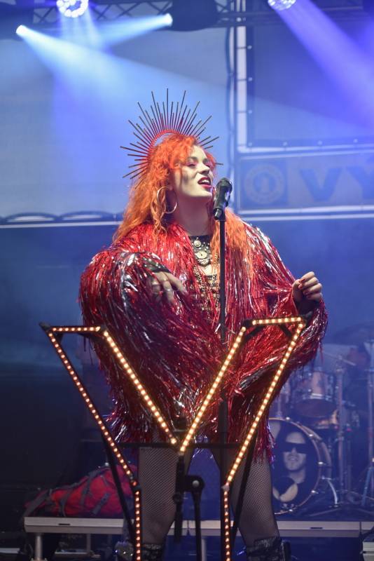 Monkey Business, J.A.R., Bára Poláková a MYDY roztančili Letní parket Výrava