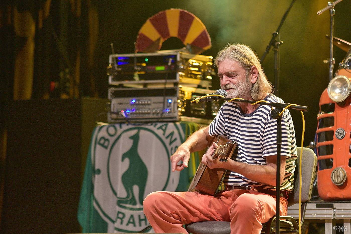 Visací zámek vsedě, tomu se říká známka punku