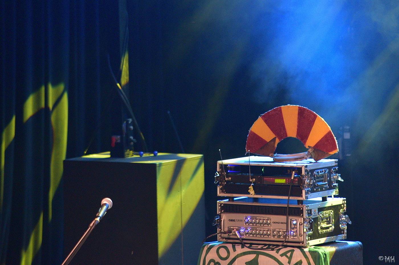 Visací zámek vsedě, tomu se říká známka punku