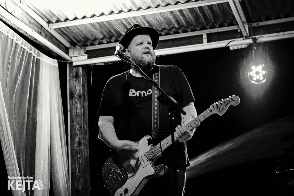 Vypsaná fiXa zahrála k výročí znovuotevření Malostranské besedy