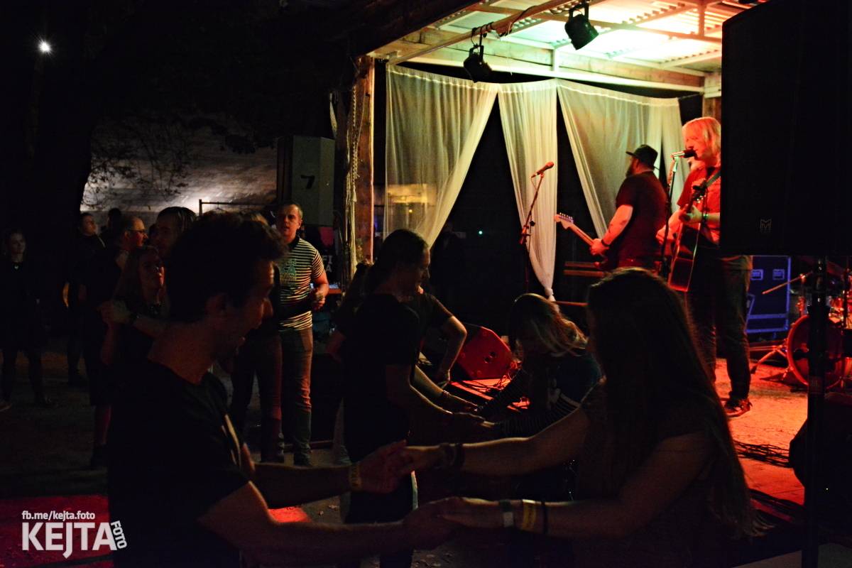 Vypsaná fiXa zahrála k výročí znovuotevření Malostranské besedy