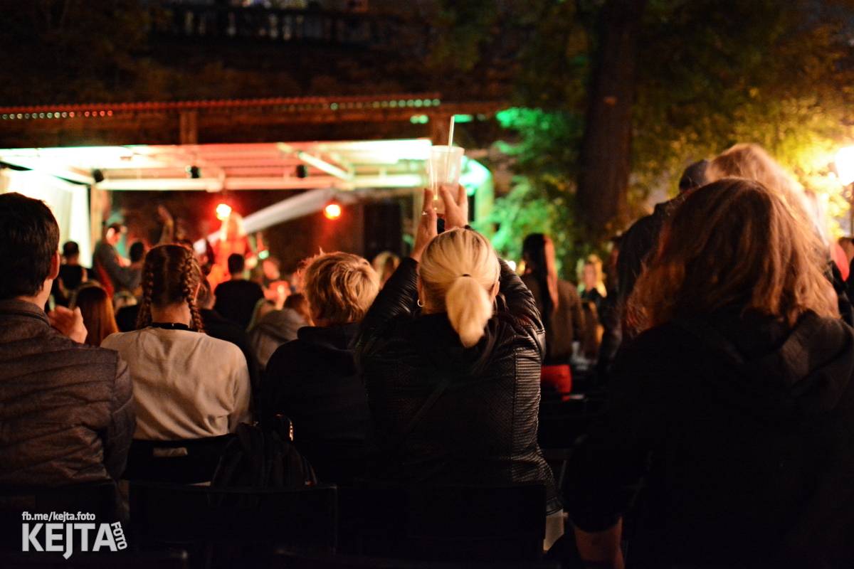 Vypsaná fiXa zahrála k výročí znovuotevření Malostranské besedy