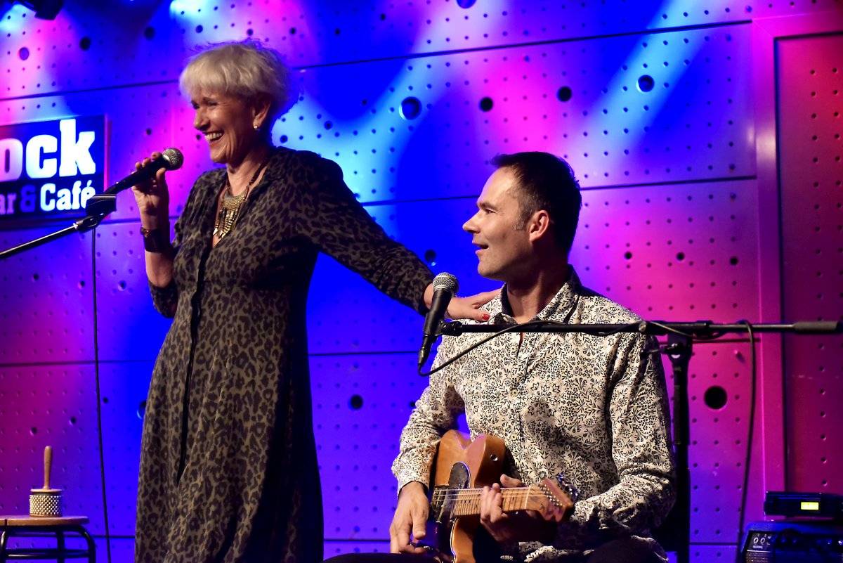 Irena Budweiserová pokřtila spolu s Jakubem Rackem Křídla