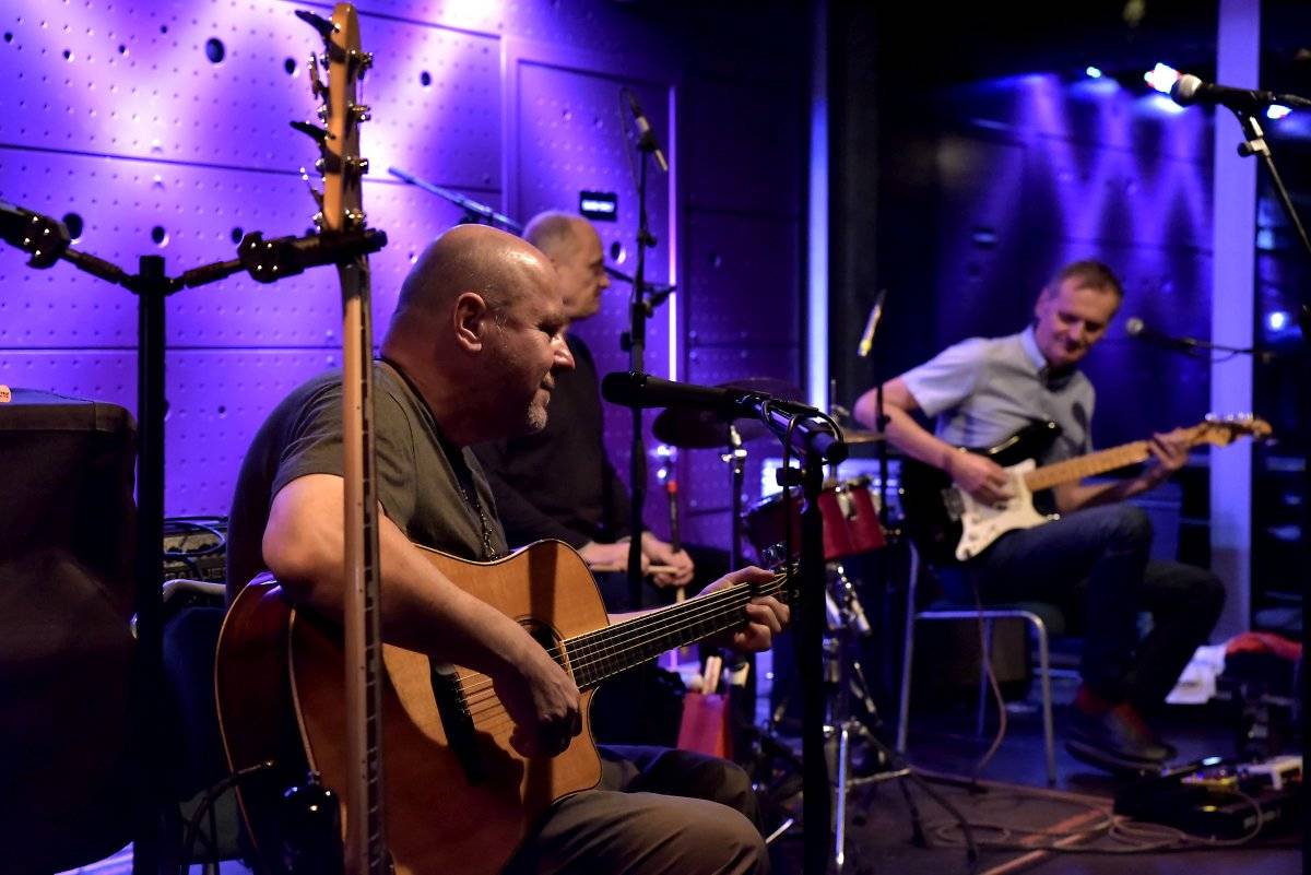 Dvě legendy na jednom pódiu. Iva Bittová a Dunaj zahráli v Jazz Docku