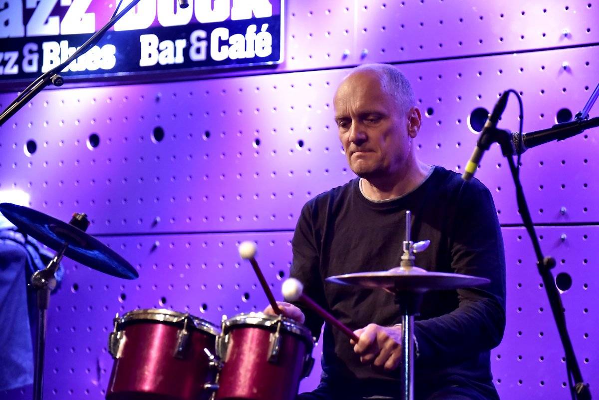 Dvě legendy na jednom pódiu. Iva Bittová a Dunaj zahráli v Jazz Docku