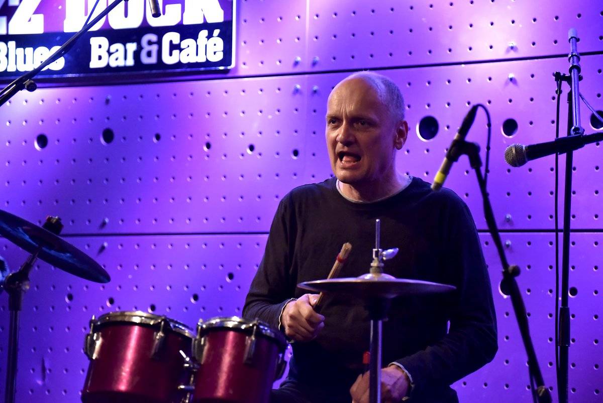 Dvě legendy na jednom pódiu. Iva Bittová a Dunaj zahráli v Jazz Docku