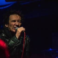 Už se zase hraje! Plexis vystrojili mikulášský jarmark pro padesát lidí