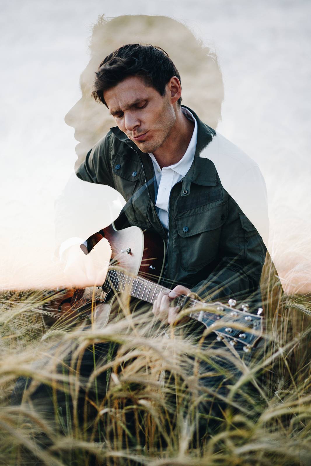 Divným rokem okem fotografů | Vojtěch Mervart nafotil loučení Mandrage, autokoncert Wohnout nebo RFP Home