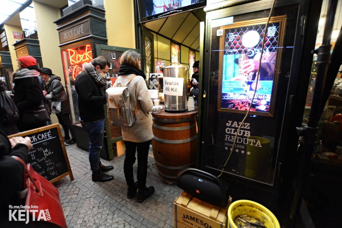 Rock Café oslavilo své třicátiny Narozeninovým okénkem
