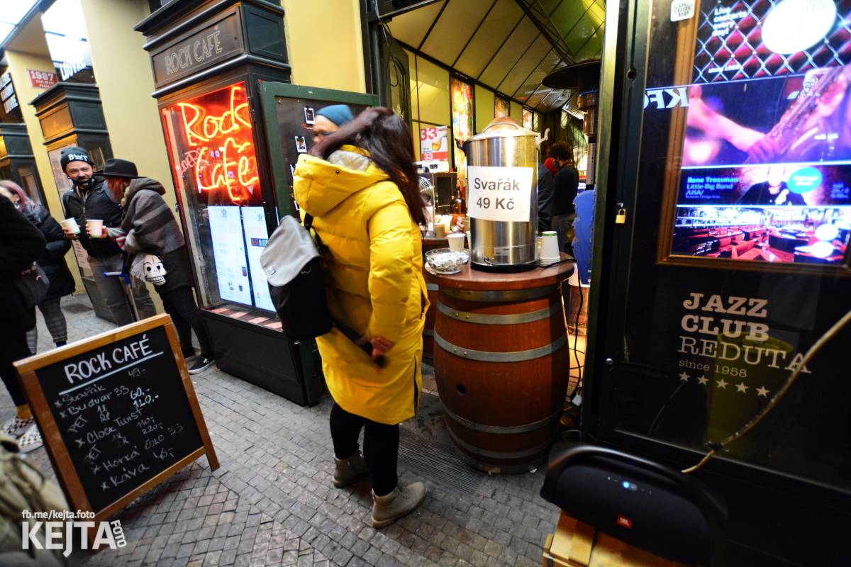 Rock Café oslavilo své třicátiny Narozeninovým okénkem