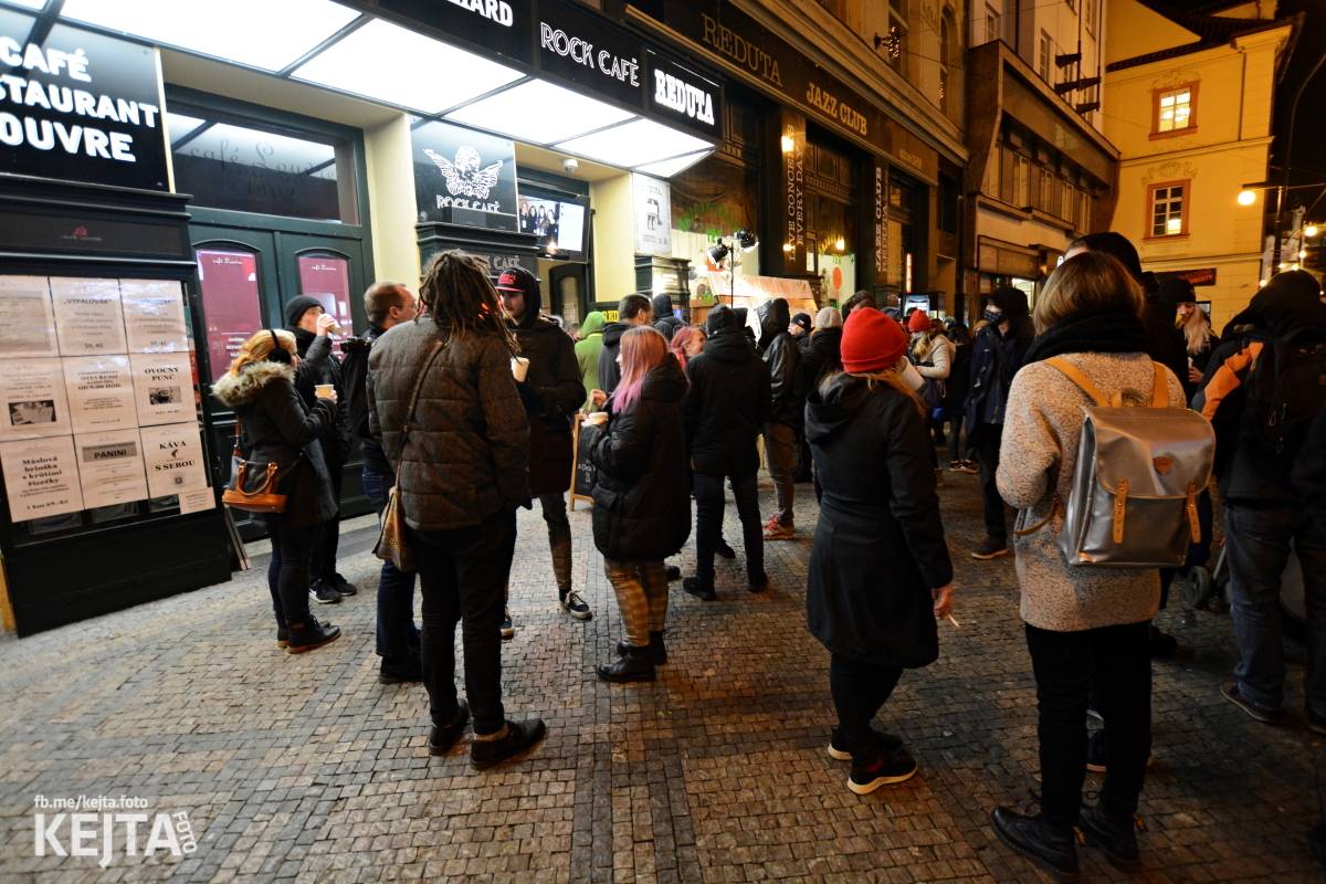 Rock Café oslavilo své třicátiny Narozeninovým okénkem